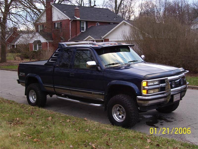 Truck pics 001 (Medium).jpg