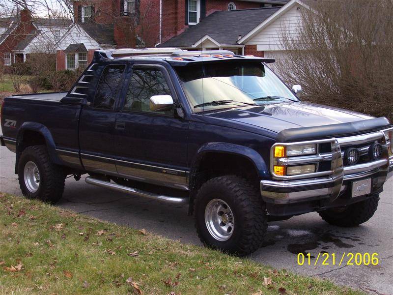 Truck pics 002 (Medium).jpg