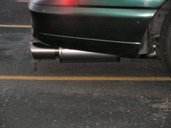 web size erics old exhaust 2.jpg