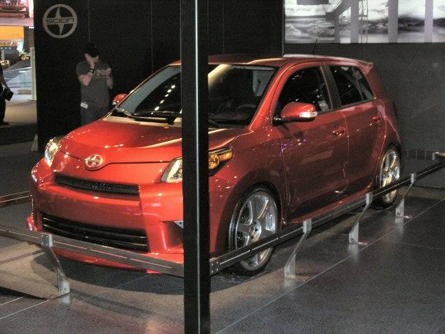 web sized AUTO SHOW 07 289.jpg