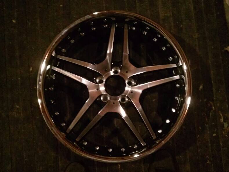 WHEELS NO FLASH CLOSE_edit0.jpg