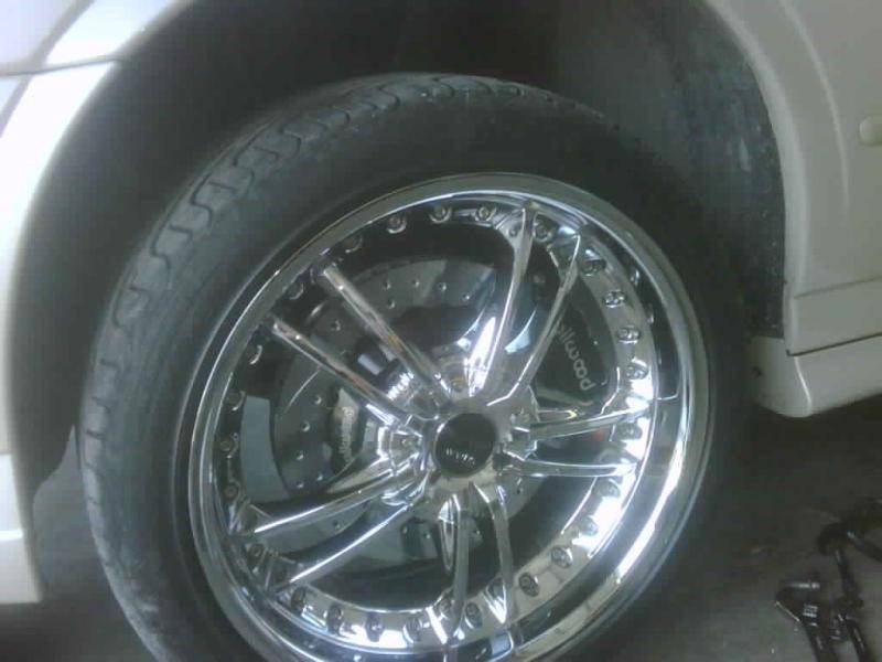 Wilwoood Lincoln LS Avarus.jpg