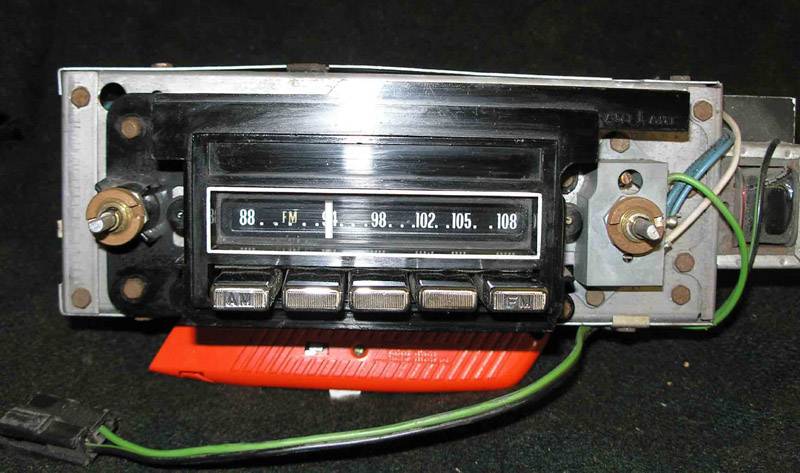 z70 cad am fm 1.jpg