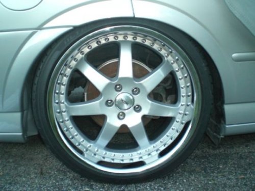 wide wheels.jpg