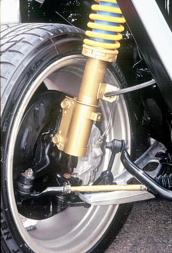 Strut Suspension 01.jpg