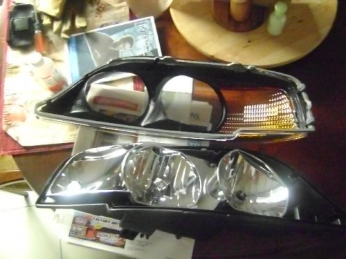 headlight 1.jpg headlight 1.jpg