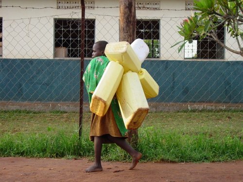 child-jerry-cans.jpg child-jerry-cans.jpg