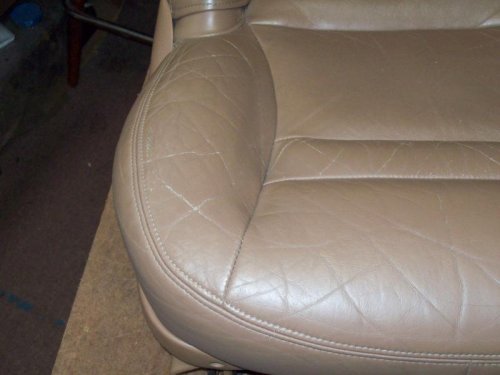 seat cracks.jpg seat cracks.jpg