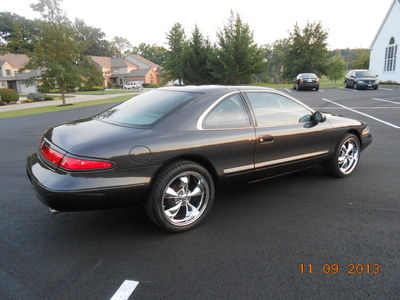 31861744-697.jpg