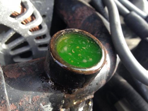 Oil in cooling system 018.jpg Oil in cooling system 018.jpg