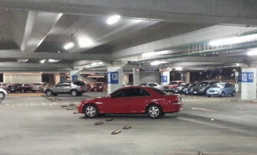 lincoln ls parking.jpg