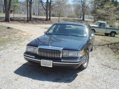 1993 Lincoln Town Car Signature Series