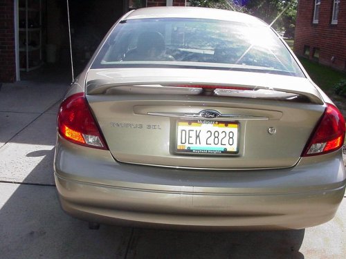 2001 Ford Taurus