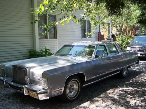 1977 LINCOLN TOWN CAR