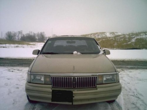 1989 Lincoln Continental Signature Series