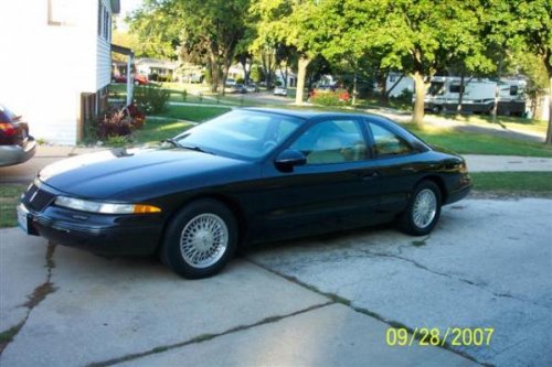 1995 Lincoln Mark VIII spray paint is awesome her name is rattlecan