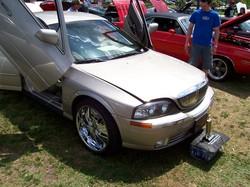 i8000.jpg