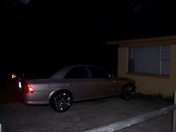i8011.jpg