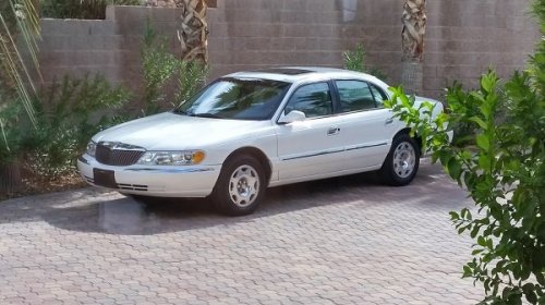 2002 Lincoln Continental